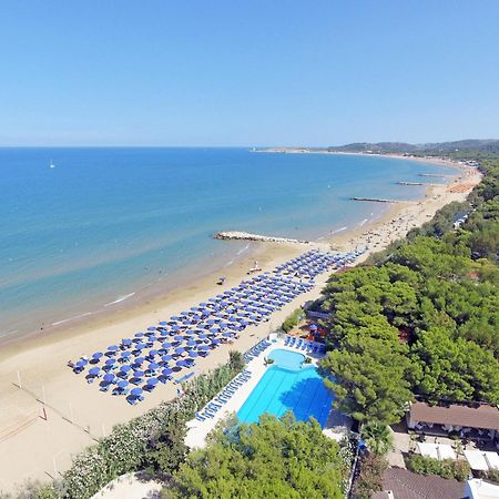 Villaggio Gabbiano Beach Vieste Exterior photo